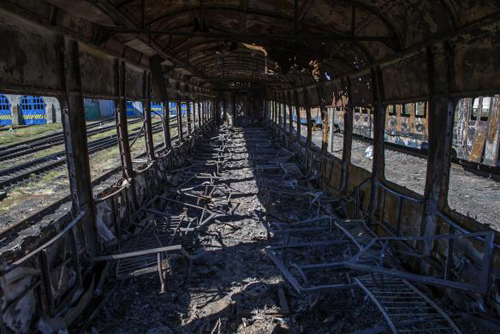Donetsk đổ máu và hoang tàn vì đạn pháo ảnh 5